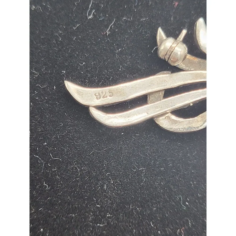 Vintage 925 silver & Maracasite bird Brooch